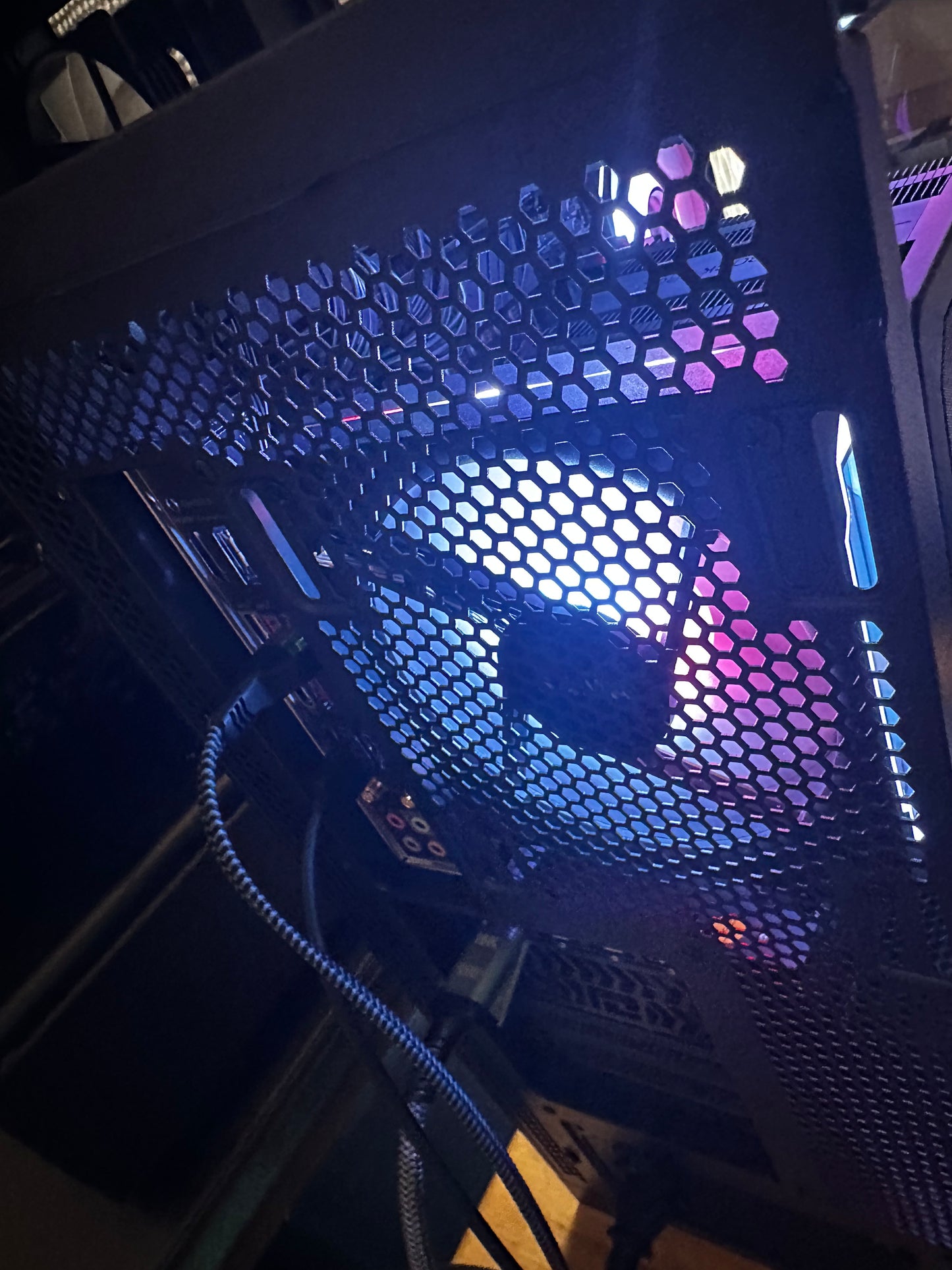 #047 gaming pc $2300 with 7900XTX and 7800X3D